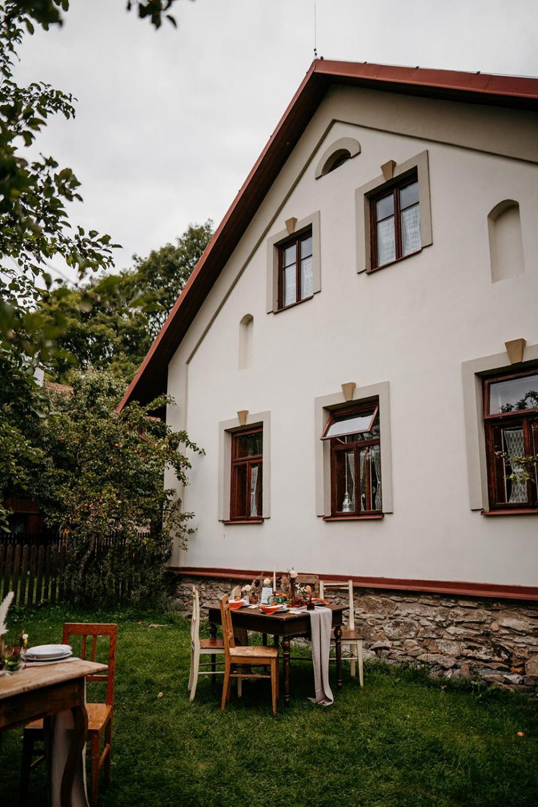Hotel Restaurant A Penzion Na Cechach Korouhev Esterno foto